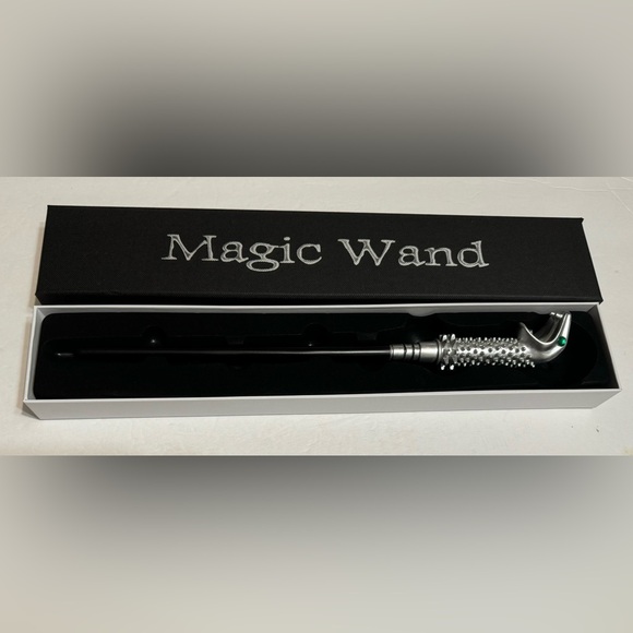 New From Harry Potter Lucius Malfoy Magic Wand Wizard Biting Snake Viper Cobra - Picture 2 of 3